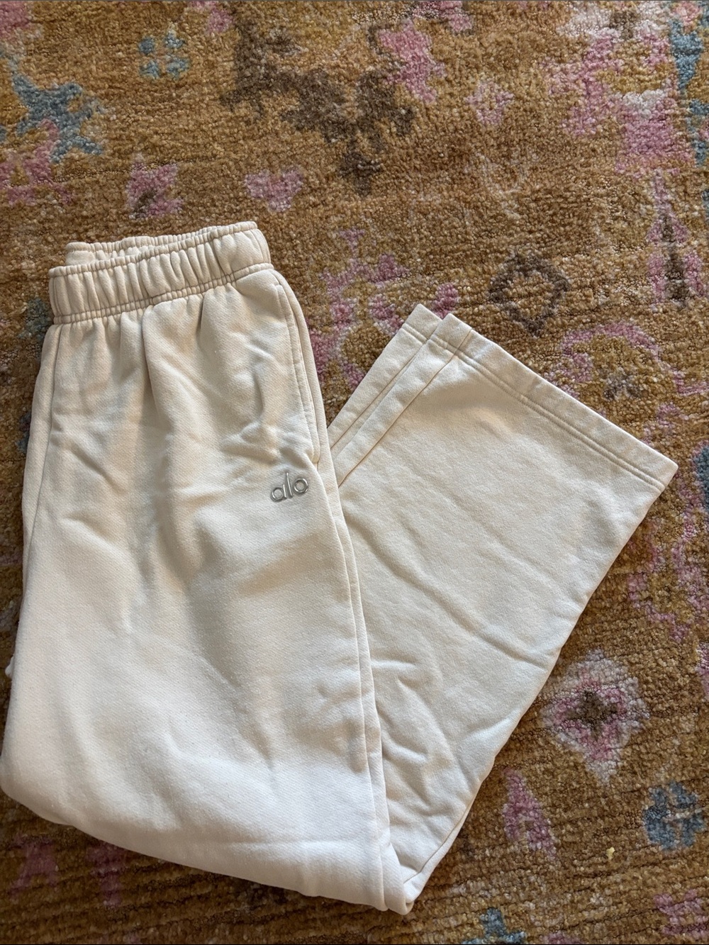 Alo Sweats